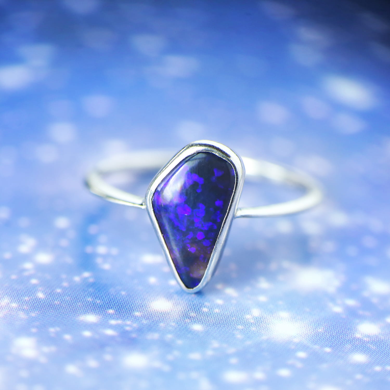 Pierścionek Opal r.16,5